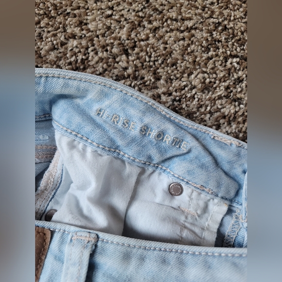 2/$20 Shorts American Eagle Jean Shorts size 4 - Picture 5 of 9